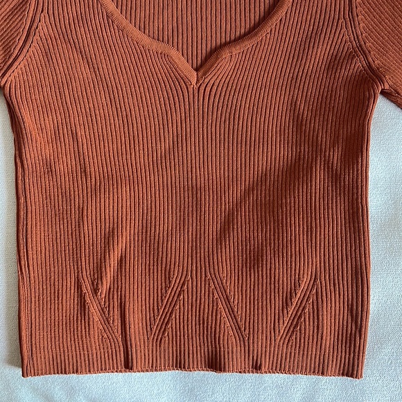 Dreamer Sweater - Picture 4 of 4